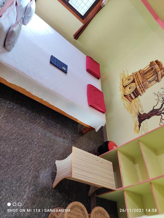 Vaibhav Home Stay ハンピ エクステリア 写真