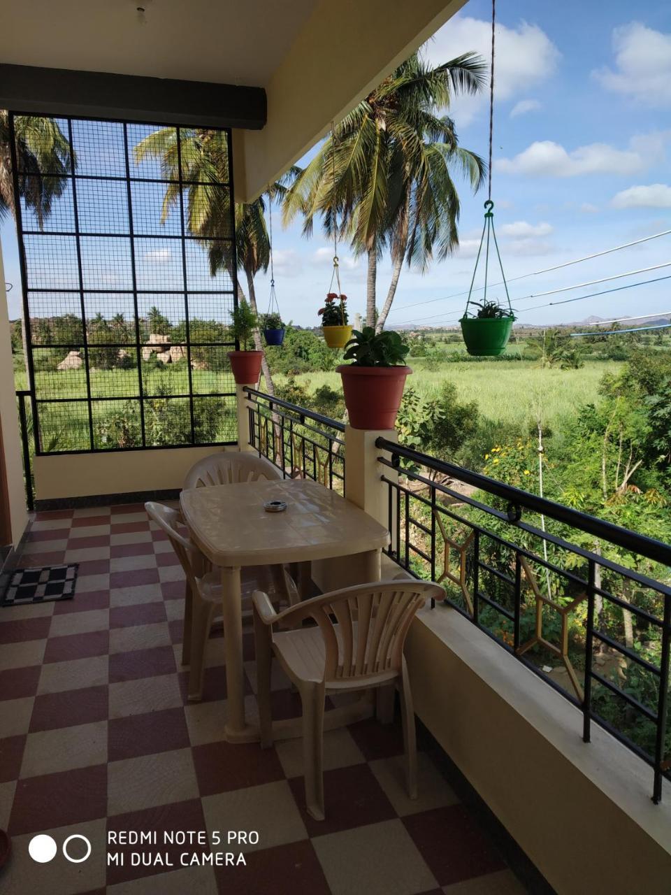 Vaibhav Home Stay ハンピ エクステリア 写真